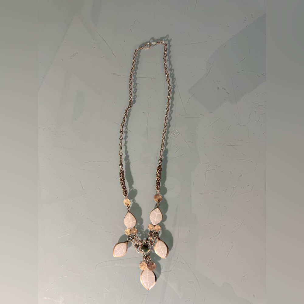 Elegant Gold and Cream Leaf Necklace